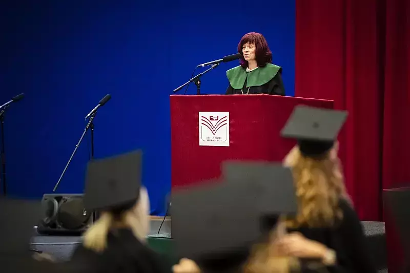 Dr. Szilágyiné dr. Szinger Ibolya, rektor