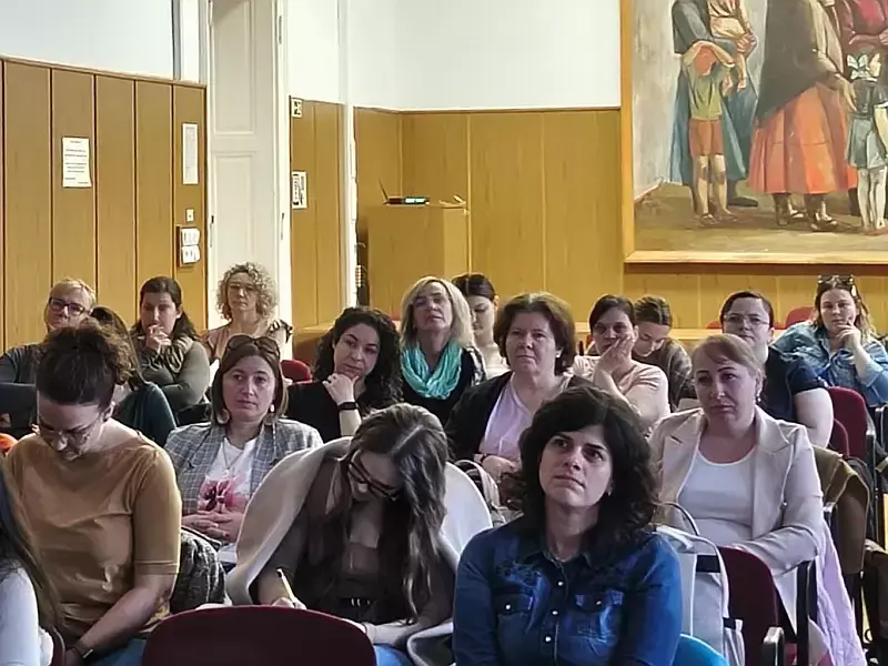 Szakmai előadások az Eötvös József Főiskolán