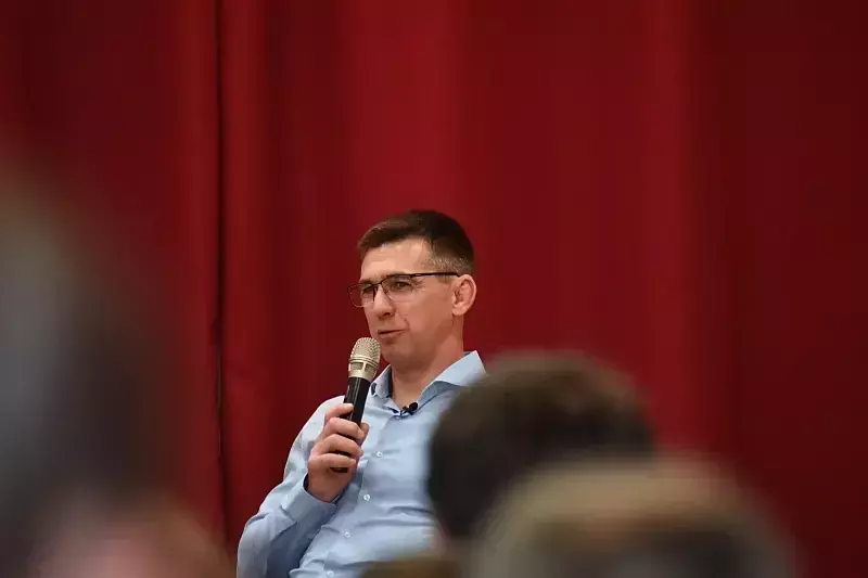 Braun Ákos előadása a főiskolán