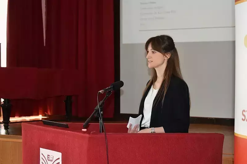 Házi TDK konferencia.