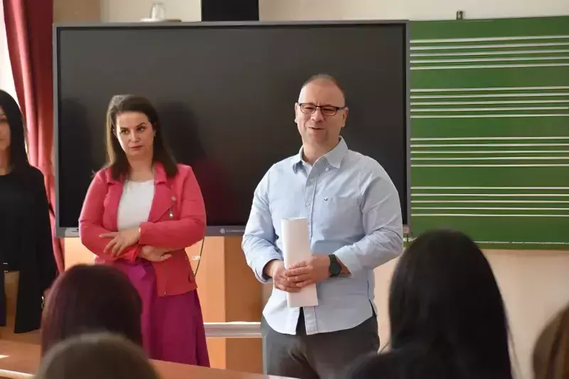 Intézményi versmondó verseny